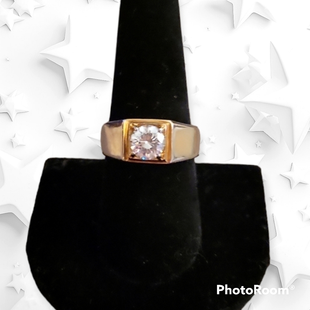 Vtg SETA Contemporary Goldtone Crystal Unisex Wedding Solitaire Band